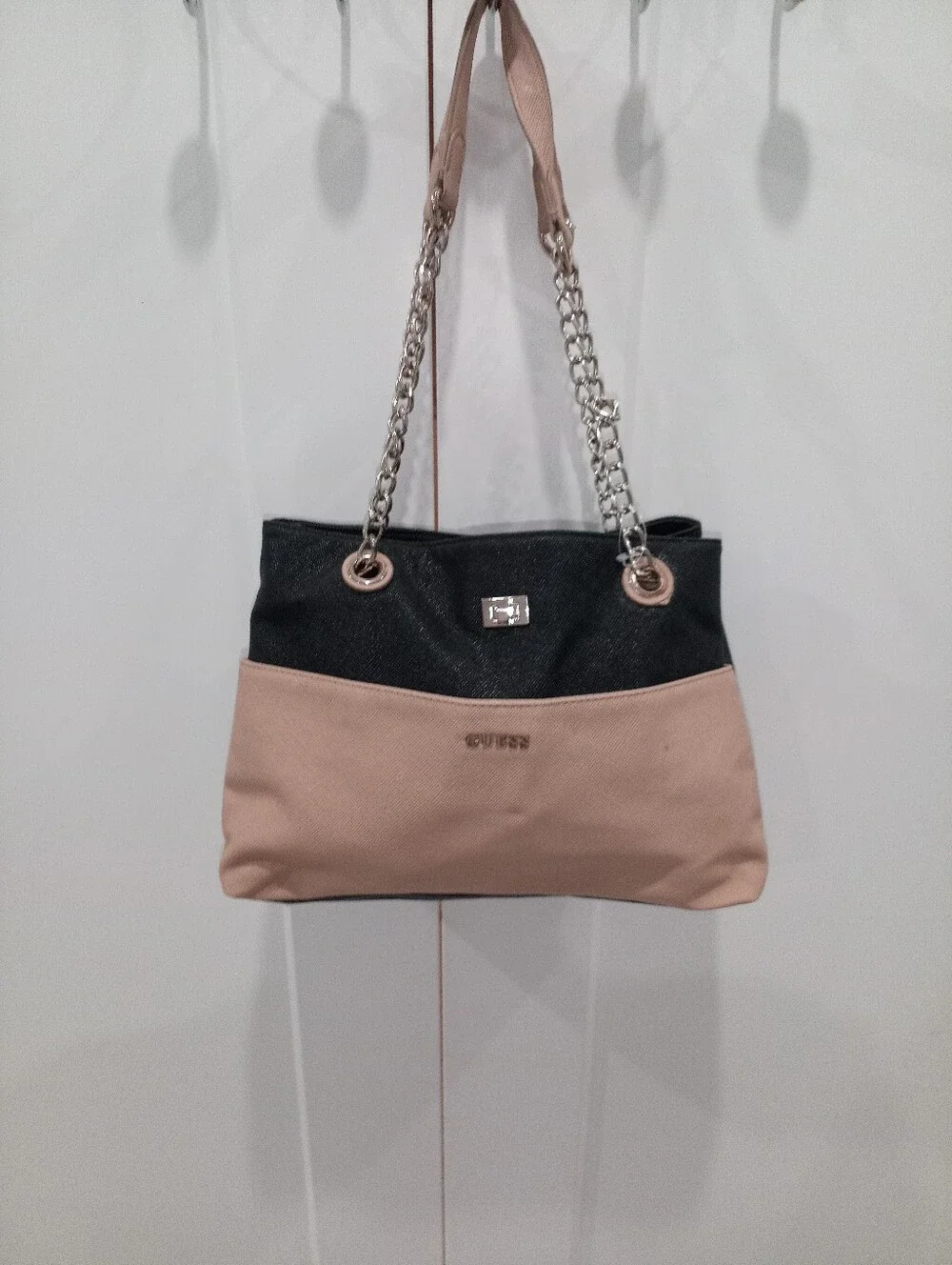 GUESS Black & Sand Tan Corlor-Block Tote Chain Shoulder Bag Satchel Purse GUC